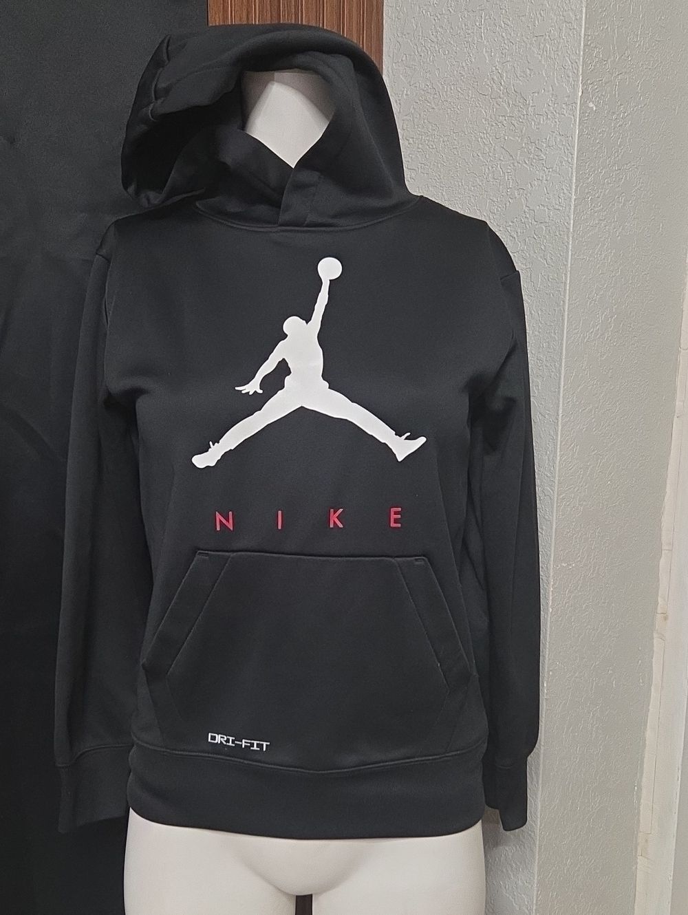Nike Black Hoodie with White Jumpman and Pink NIKE 10 Y 12 Anos [0088]